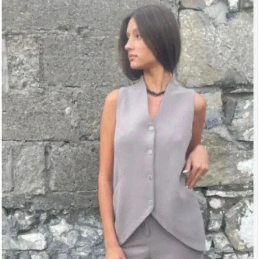 Lotus  Eaters| Invincibelle Taupe Vest
